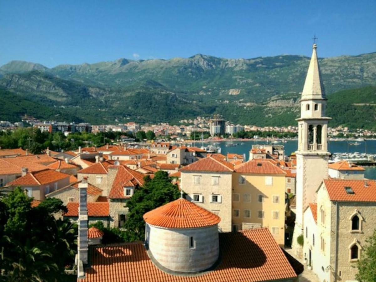 Lordor Apartment Budva Exterior foto