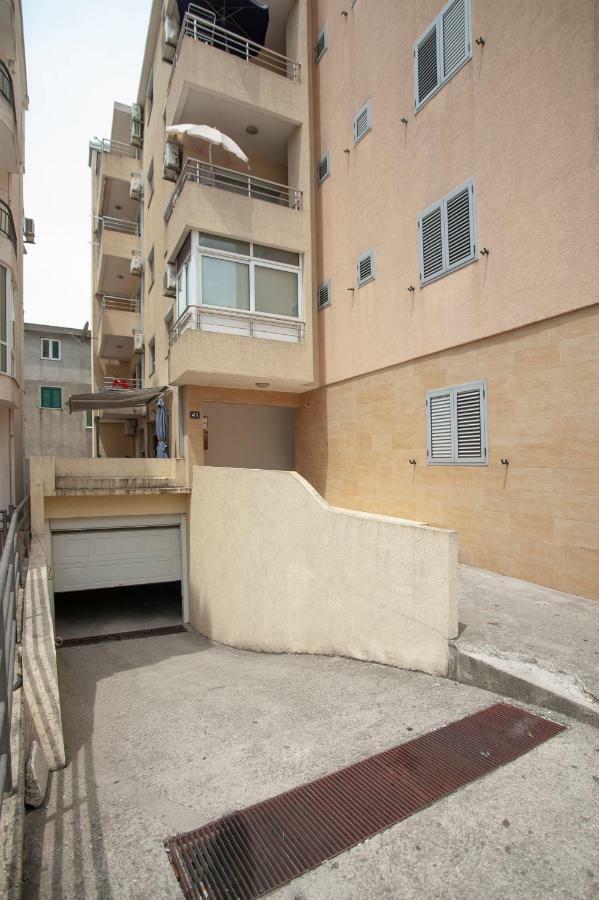 Lordor Apartment Budva Exterior foto